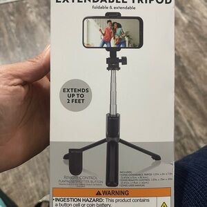 Black Extendable Tripod